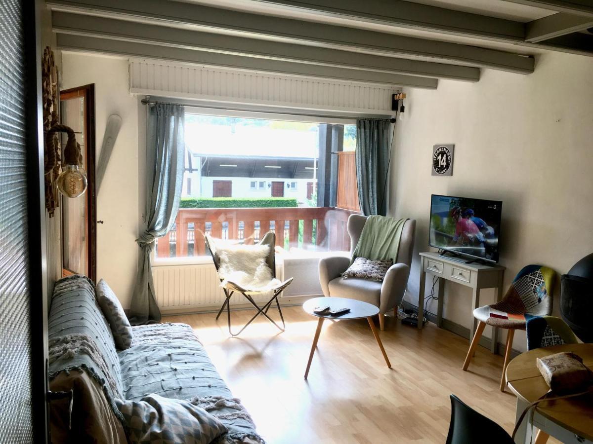 T2 Centre Village - Proximite Telecabine - Vue Montagne Plein Sud - Terrasse Couverte - Balcon - Chambre 1 Lit Double En 160 - Salon 1 Canape Convertible En 140 - Cuisine Separee Saint-Lary-Soulan Bagian luar foto